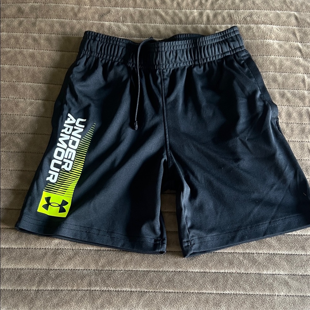 Under Armour Men's Black and Neon Green Athletic Shorts